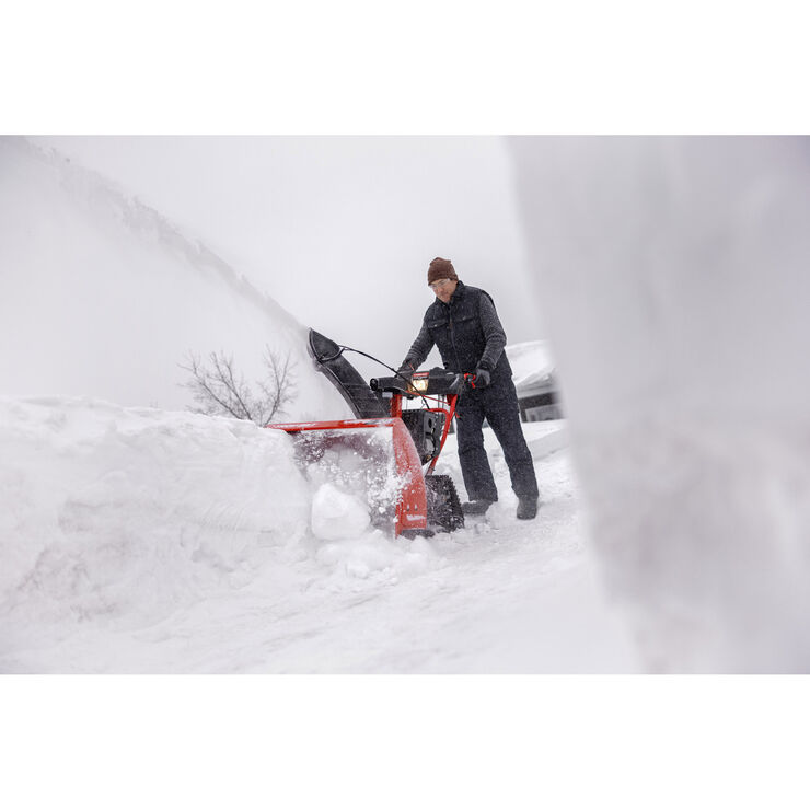 Troy-Bilt&reg; Storm Tracker&trade; 2890 Snow Blower Clearing Driveway