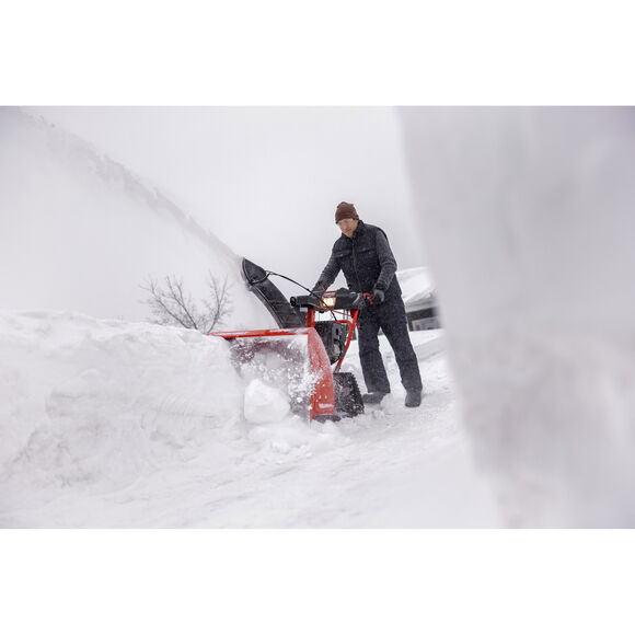 Troy-Bilt&reg; Storm Tracker&trade; 2890 Snow Blower Clearing Driveway
